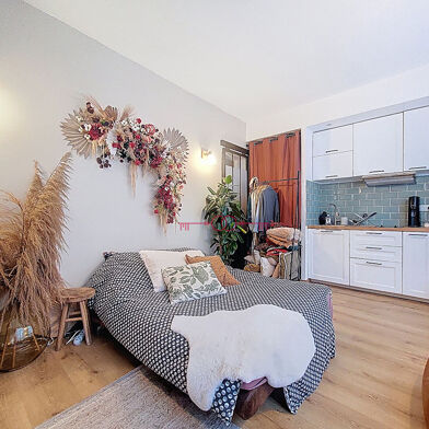 Appartement 1 pièces 82500 €