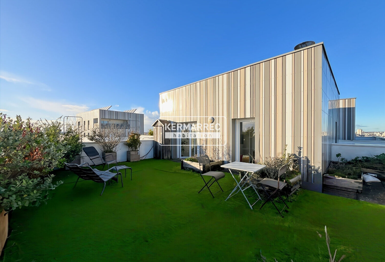 Appartement avec rooftop 80m² - 3 Chambres - Parking - Belle expo — photo 1