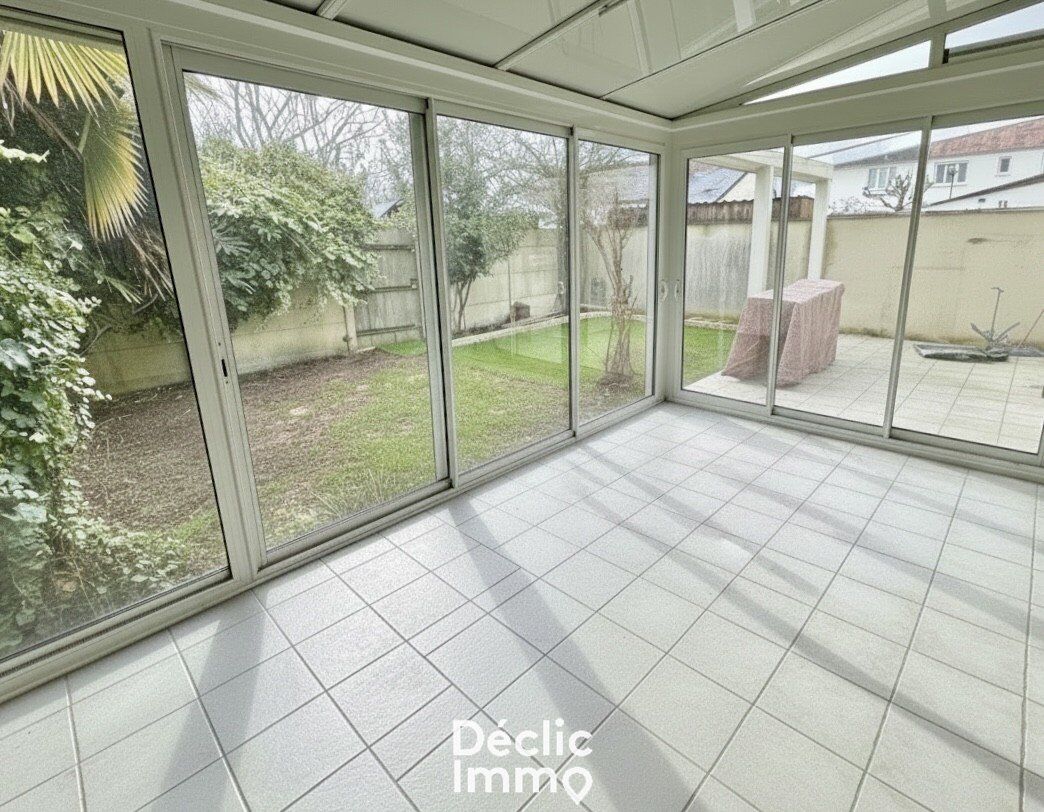 Villa / Maison  T6 à vendre Tours 37100