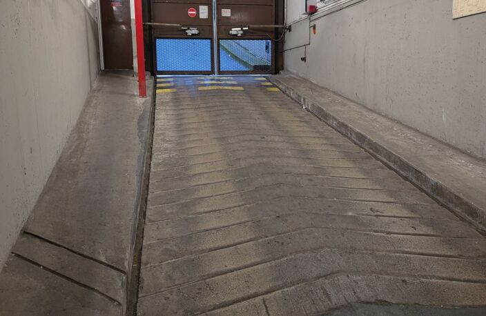 Emplacement de parking -4 — photo 3