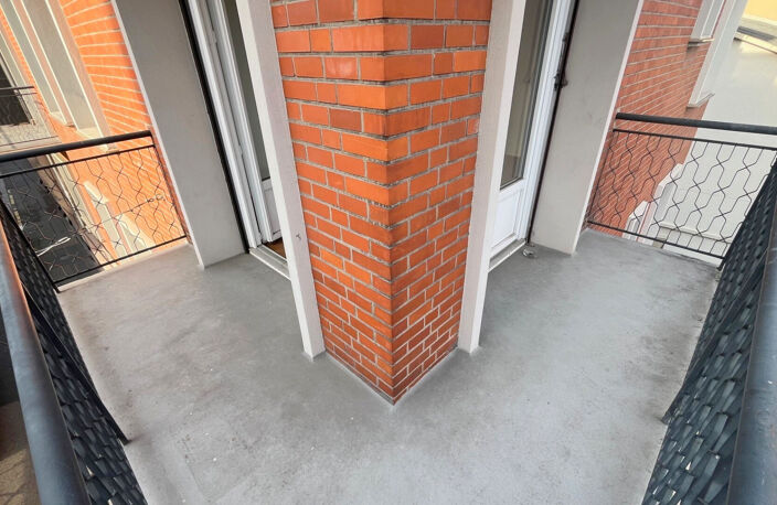 Appartement Rouen 4 pièce(s) 75.22 m2 avec balcons + grenier — photo 4