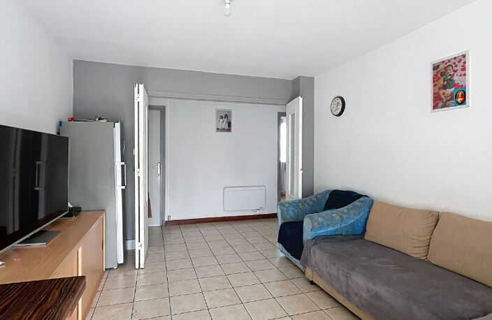 Appartement Livron Sur Drome lumineux et climatisé 3 pièce(s) 52.46 m2 — photo 2