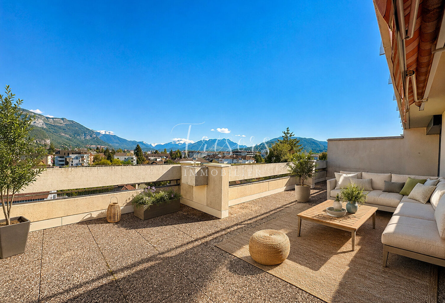 Annecy le Vieux, duplex d'exception en attique de 154 m2 — photo 1