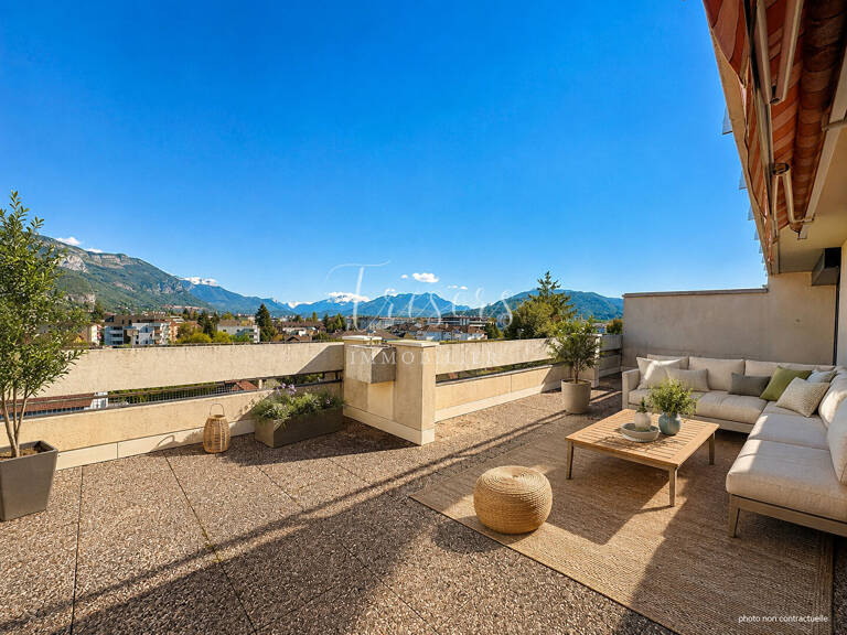 Annecy le Vieux, duplex d'exception en attique de 154 m2 — photo 1