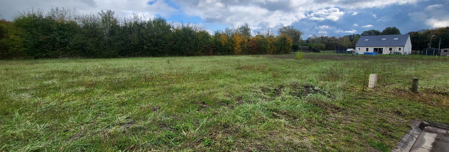 Terrain  1765 m² à vendre à La Cour-Marigny (45260)