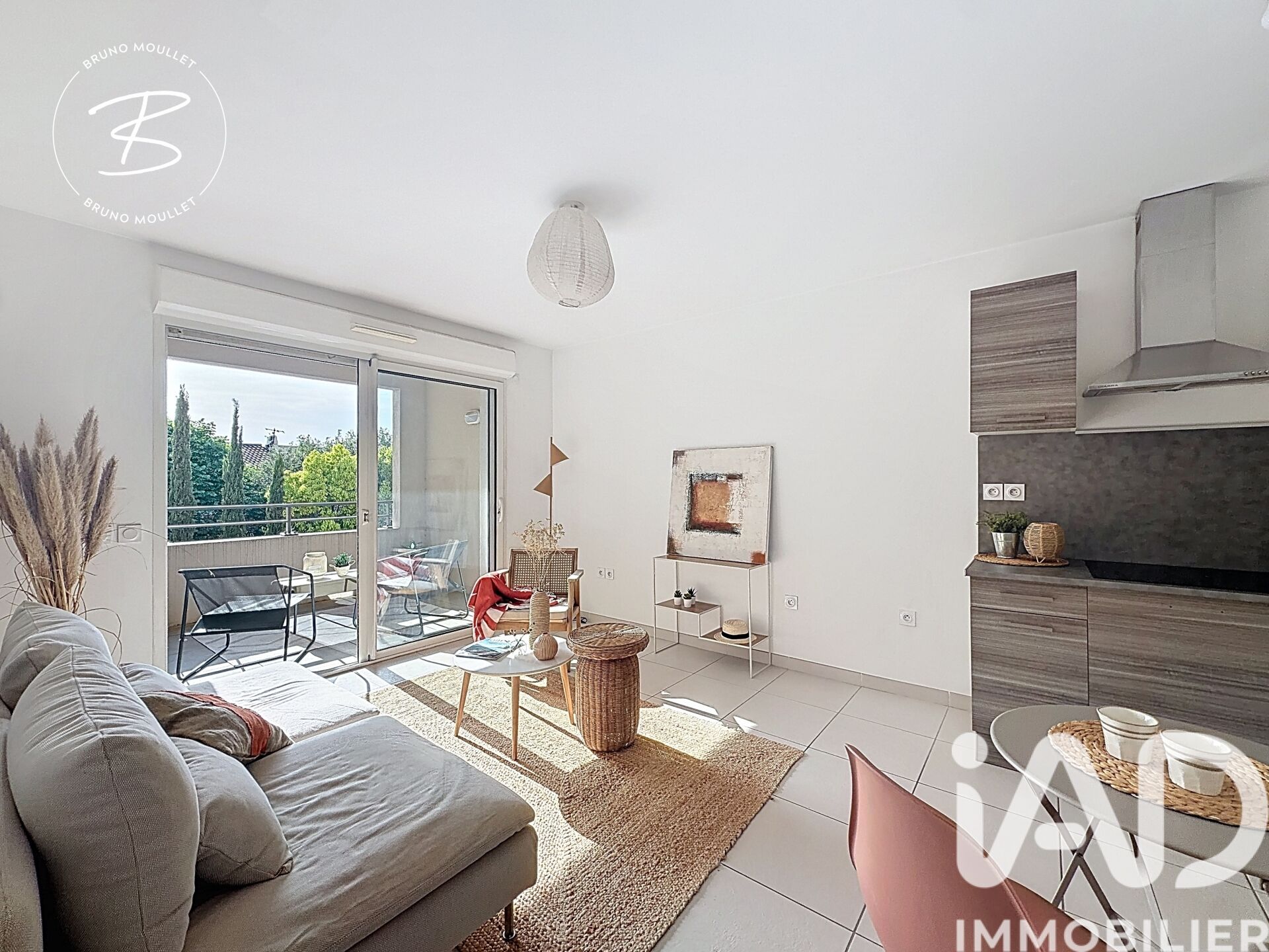 Vente Appartement 2 pièces - Photo 2