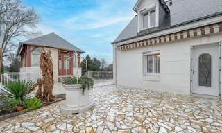 Maison 7 Pièces 141 m² à vendre à Saint-Genouph (37510)