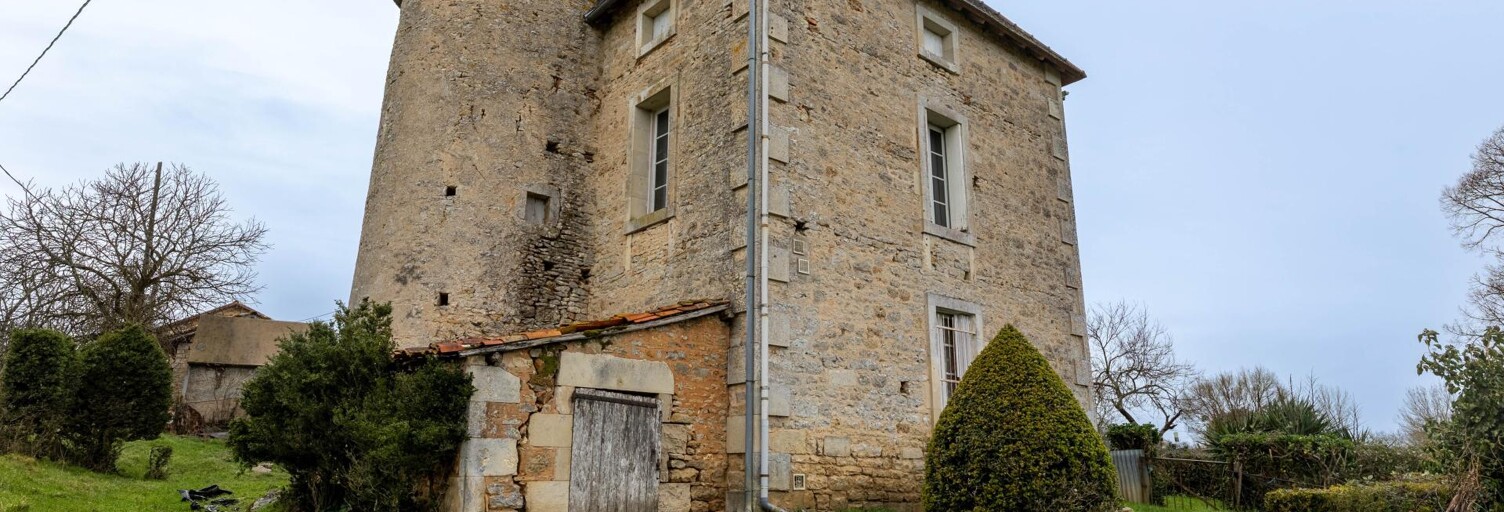 Maison 5 Pièces 125 m² à vendre à Alloue (16490)