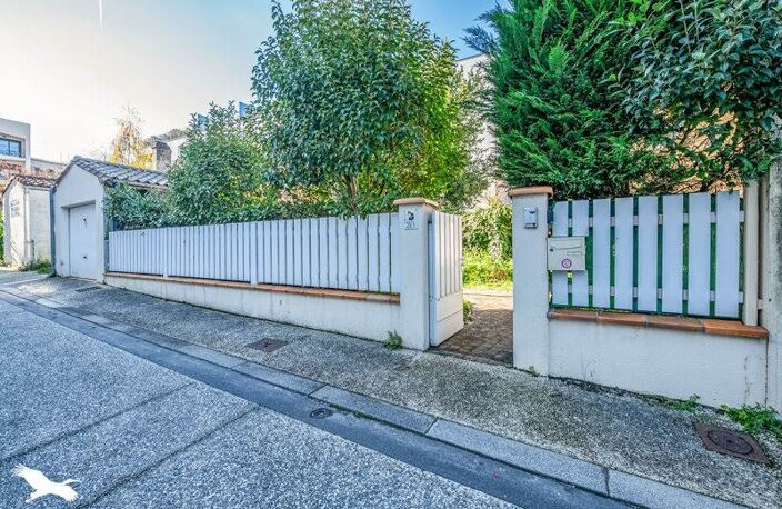 Maison en pierre de 3 pièces principales — photo 2