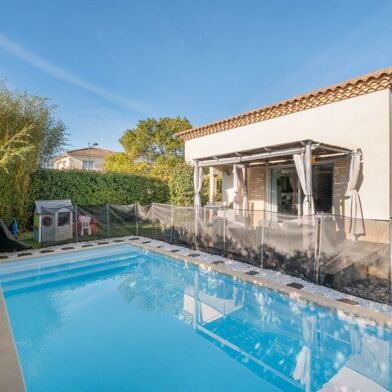 Maison 5 pièces 828200 €