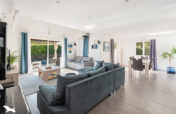 Vente maison 5 pièces 166 m² Mauguio (34130) — photo 3