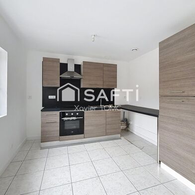 Appartement 4 pièces 815 €