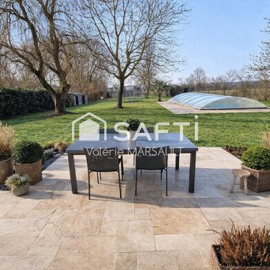 Maison 7 pièces 499800 €