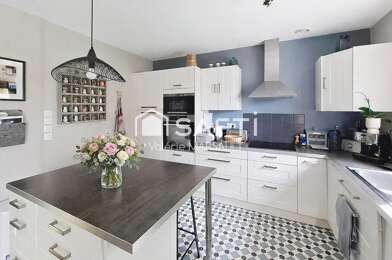 Maison 7 pièces 499800 €