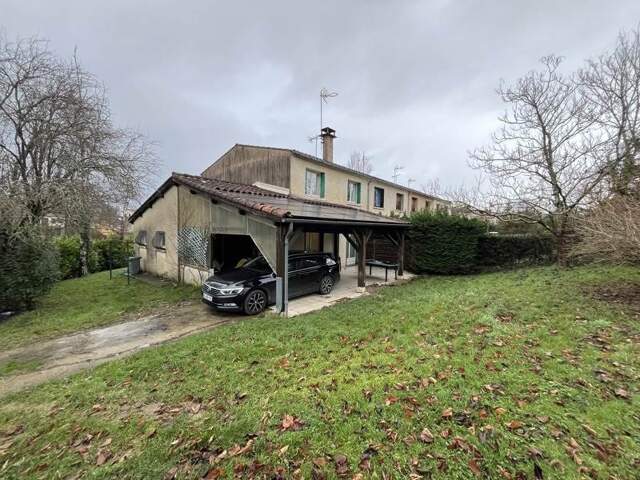Maison de bourg de 4 pièces principales — photo du bien