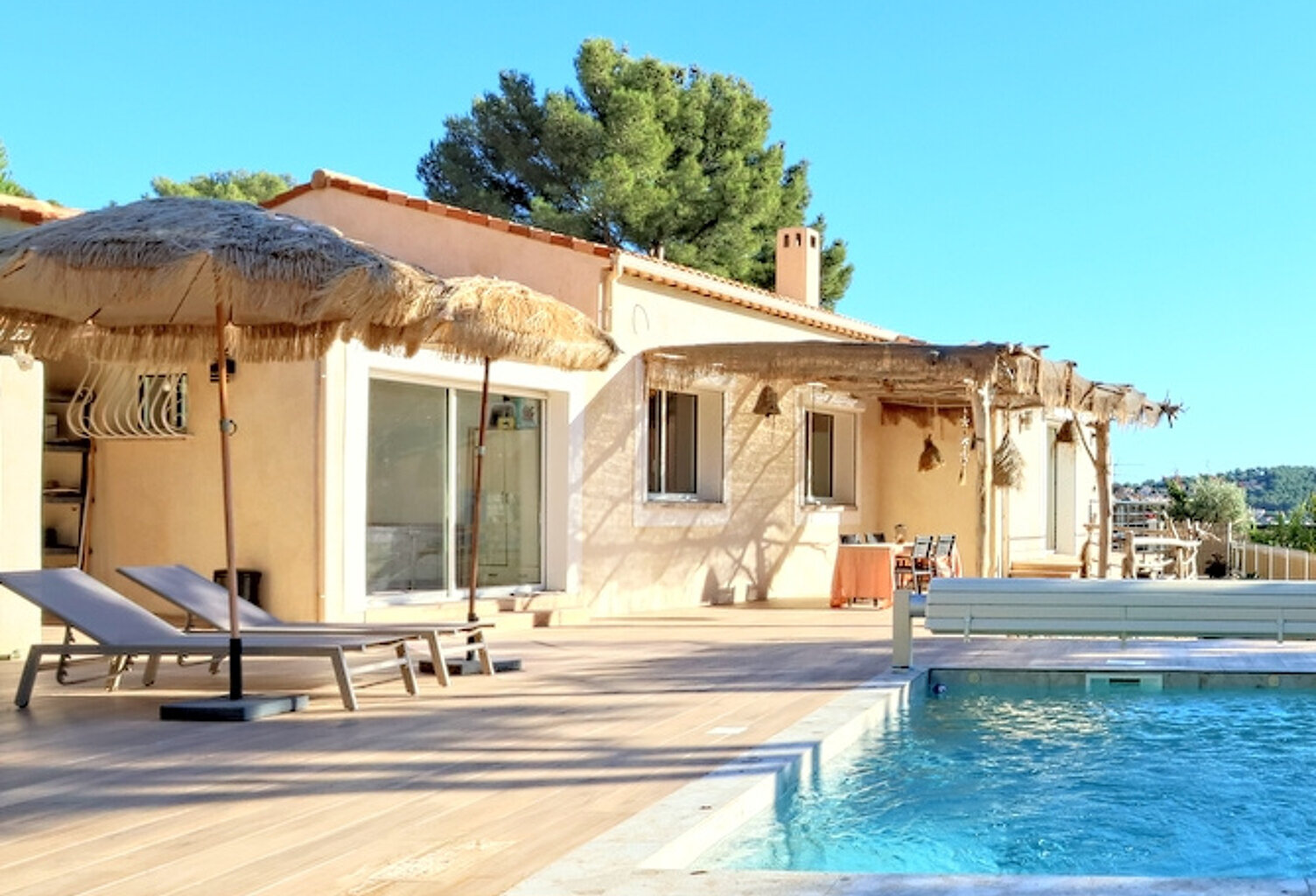 M2260 - LA VALETTE DU VAR - L'Ozone - Maison T5 - Piscine — photo 1