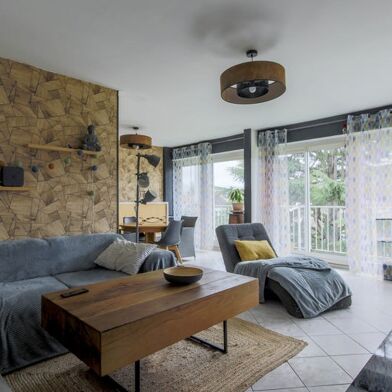 Appartement 5 pièces 204000 €