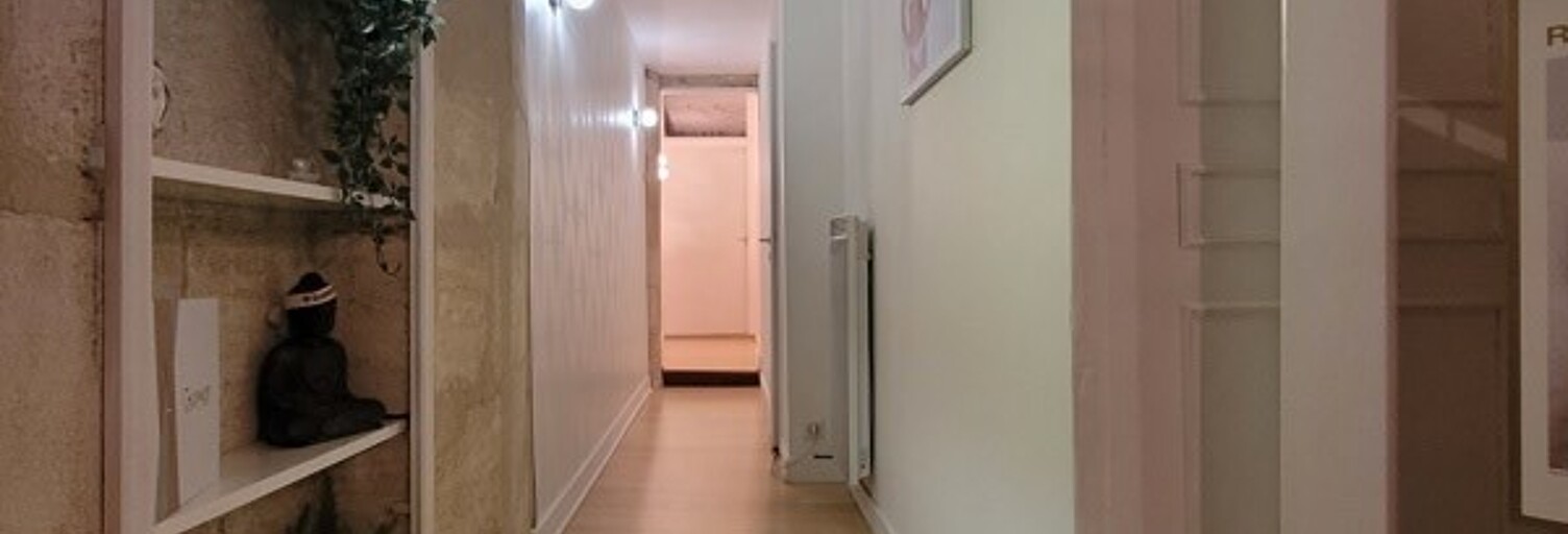 Immeuble   m² à vendre à Créon (33670)