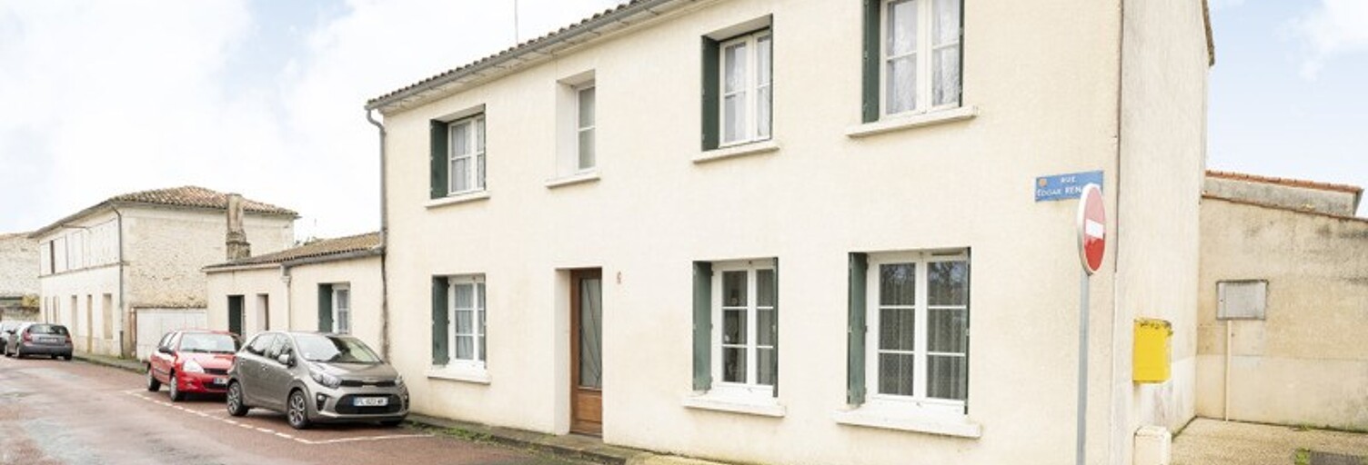 Maison 5 Pièces 187 m² à vendre à Saint-Just-Luzac (17320)