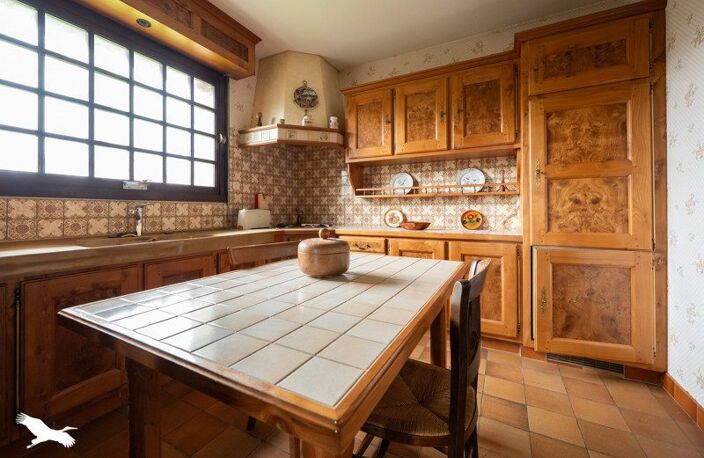 Maison en pierre de 7 pièces principales — photo 3