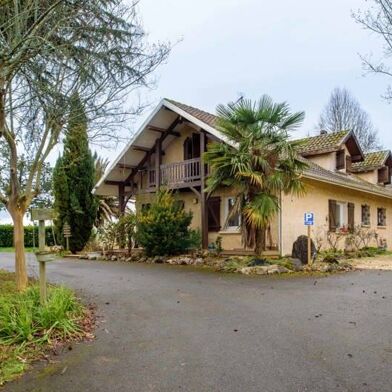 Maison 7 pièces 329500 €