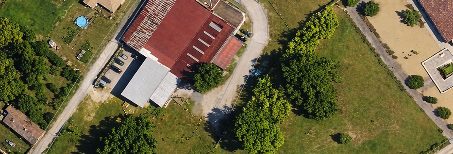 Immeuble  1300 m² à vendre à Preignac (33210)