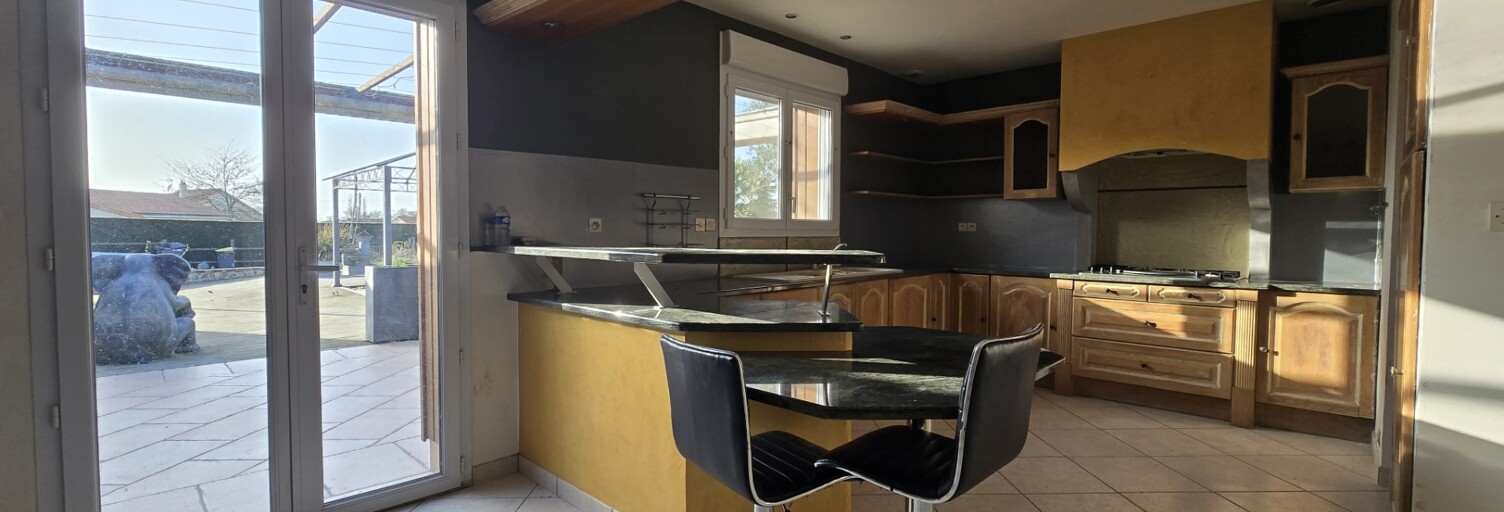 Maison 5 Pièces 227 m² à vendre à Loretz-d'Argenton (79290)