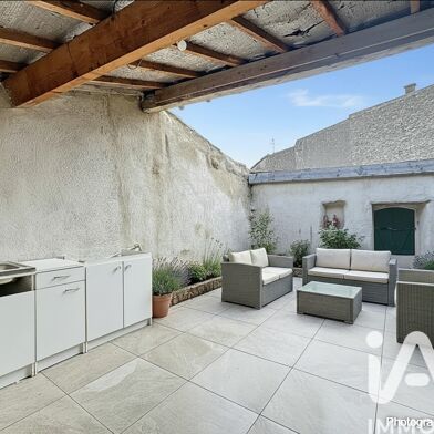 Appartement 5 pièces 220000 €