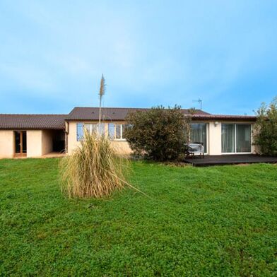 Maison 6 pièces 307110 €