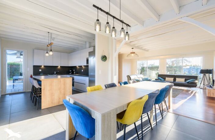 Villa de 7 pièces principales — photo 2