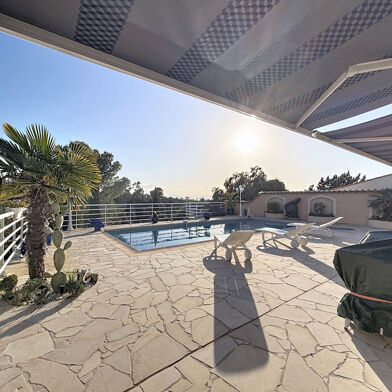 Maison 4 pièces 599000 €