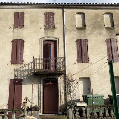 Immeuble  213000 €