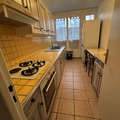 Appartement 4 pièces 950 €