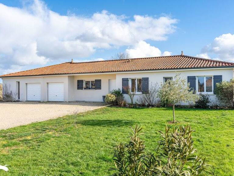 Contemporaine de 8 pièces principales — photo 1
