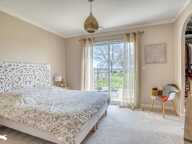 Contemporaine de 8 pièces principales — photo 3