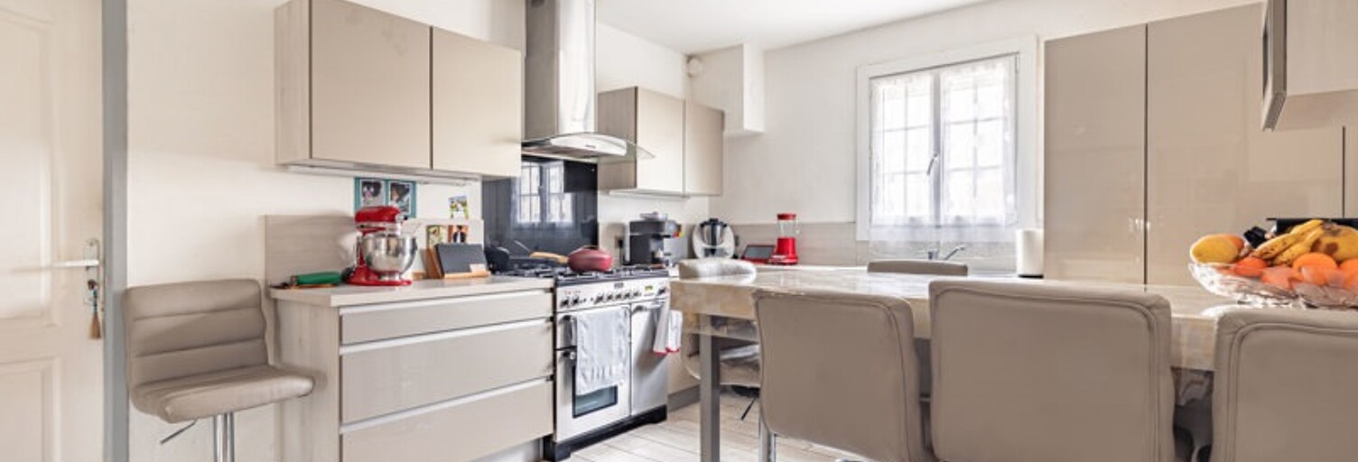 Maison 12 Pièces 290 m² à vendre à Lussant (17430)