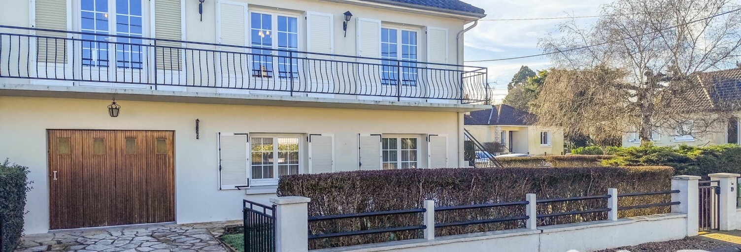 Maison 5 Pièces 111 m² à vendre à Saint-Jean-le-Blanc (45650)