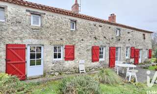 Maison 8 Pièces 197 m² à vendre à Beaufou (85170)