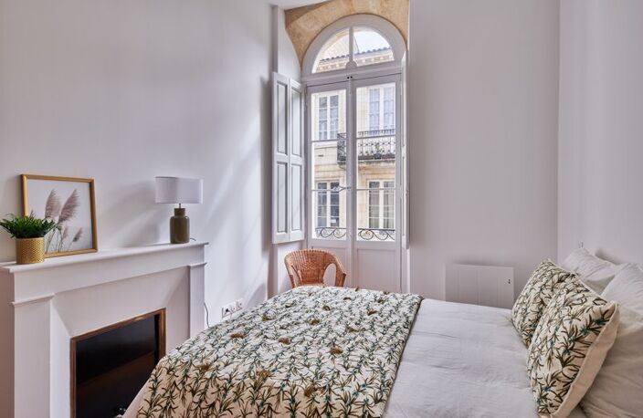 Vente appartement 4 pièces 88 m² Bordeaux (33000) — photo 4