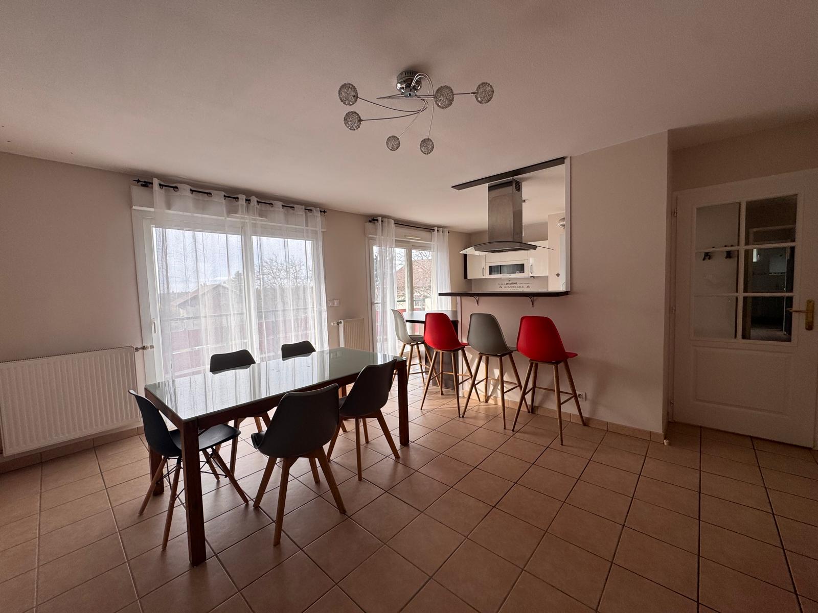 Appartement  T3 à louer Cranves-Sales 74380