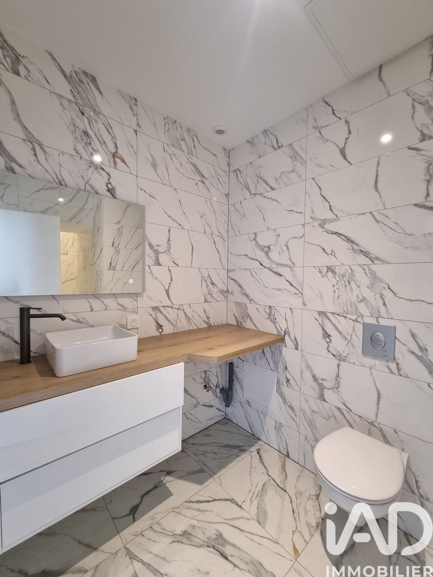 Vente Appartement 2 pièces - Photo 2