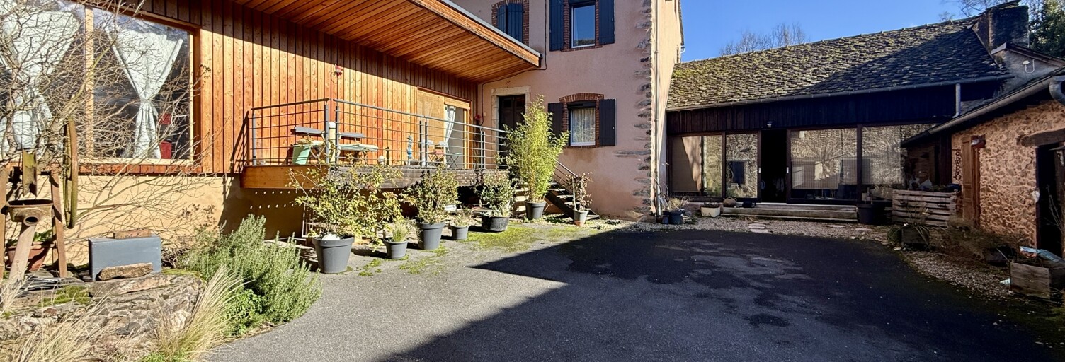 Maison 5 Pièces 230 m² à vendre à Saint-Just-sur-Viaur (12800)
