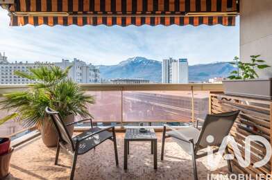 Appartement 3 pièces 590000 €