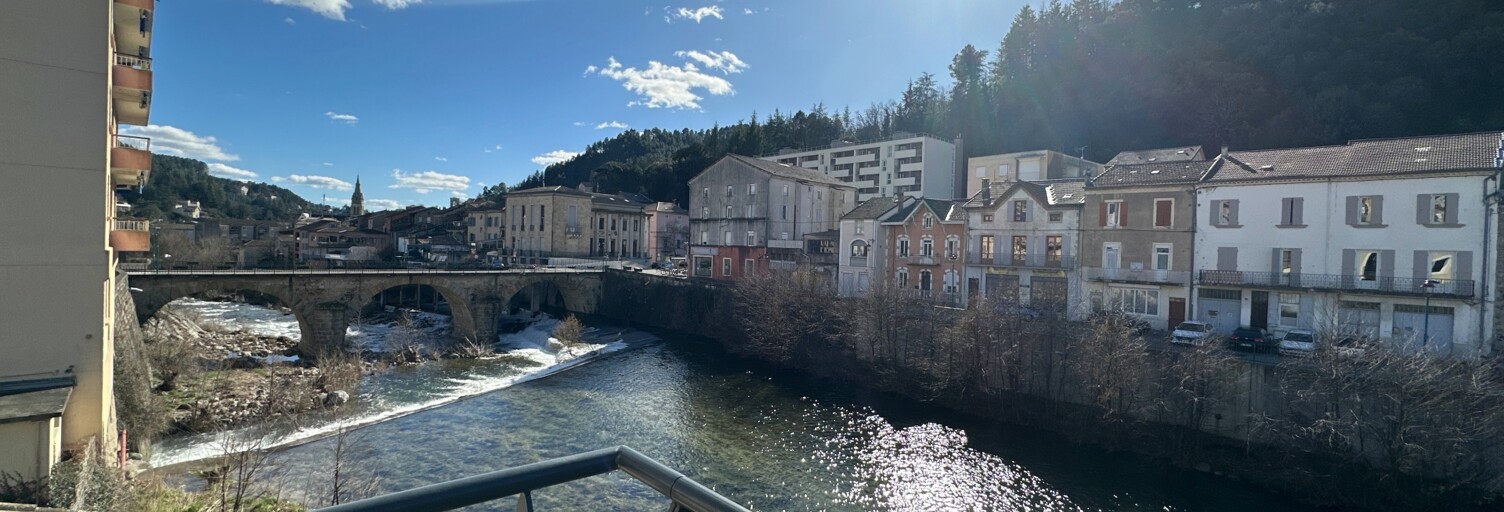 Appartement 6 Pièces 183 m² à vendre à Vals-les-Bains (07600)