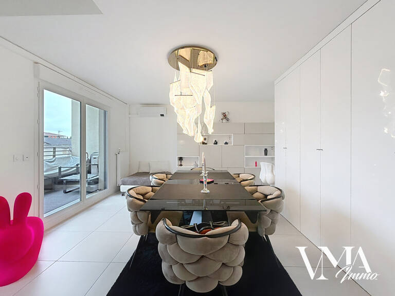 Duplex T5 de standing en hypercentre. — photo 1