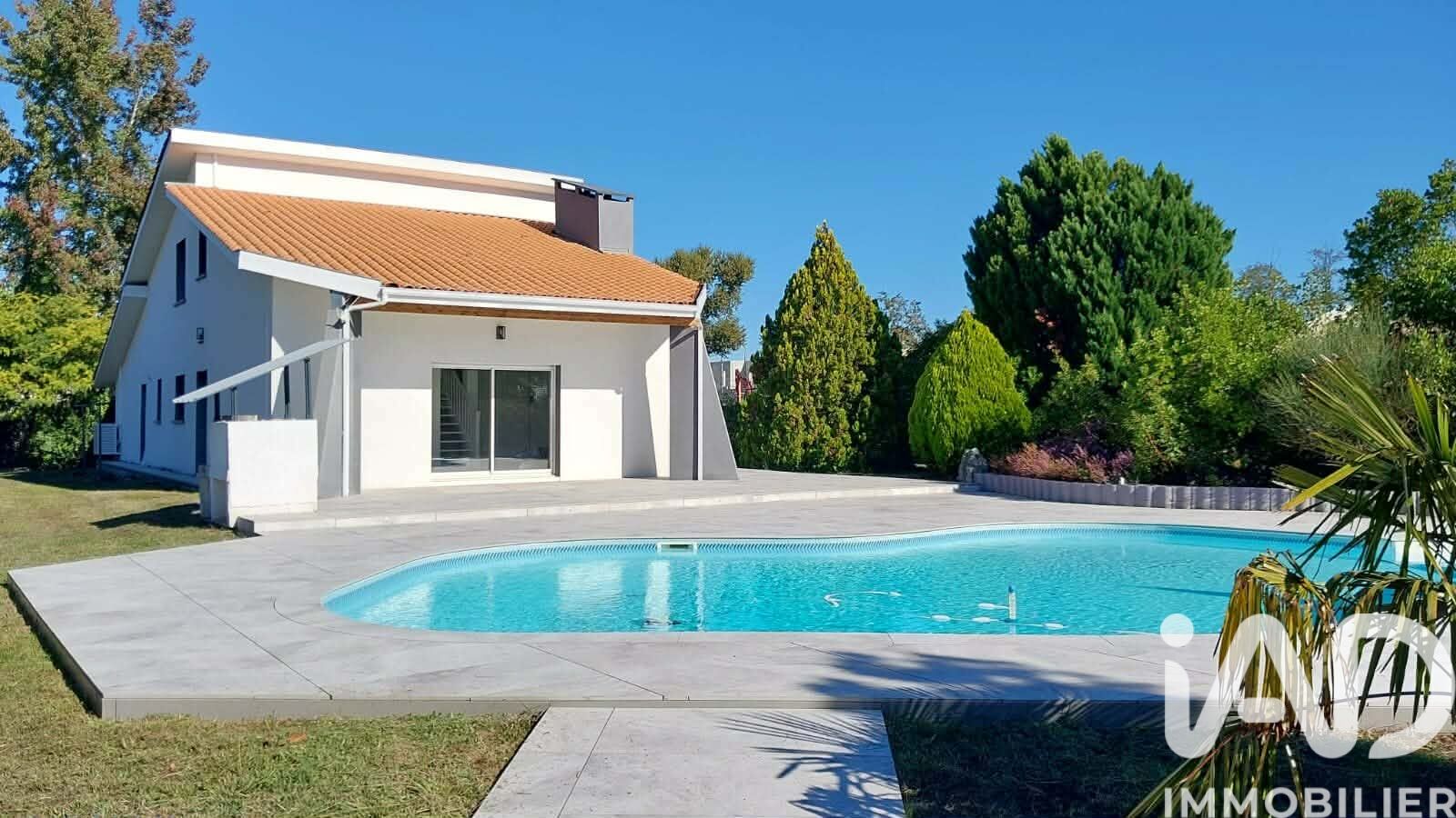 Vente Maison/villa 5 pièces - Photo 2