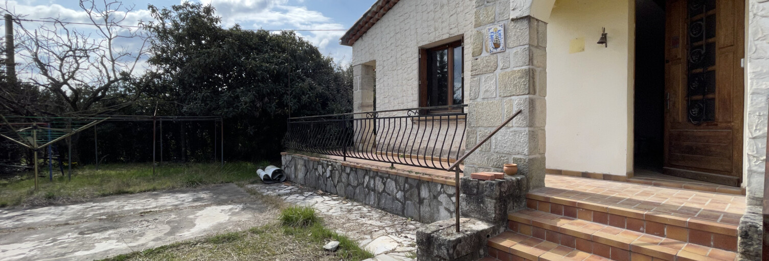 Maison 4 Pièces 69 m² à louer à Chassiers (07110)