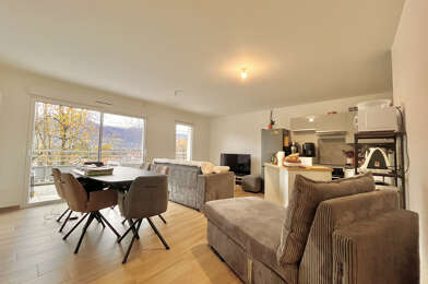 Appartement 3 pièces 275000 €