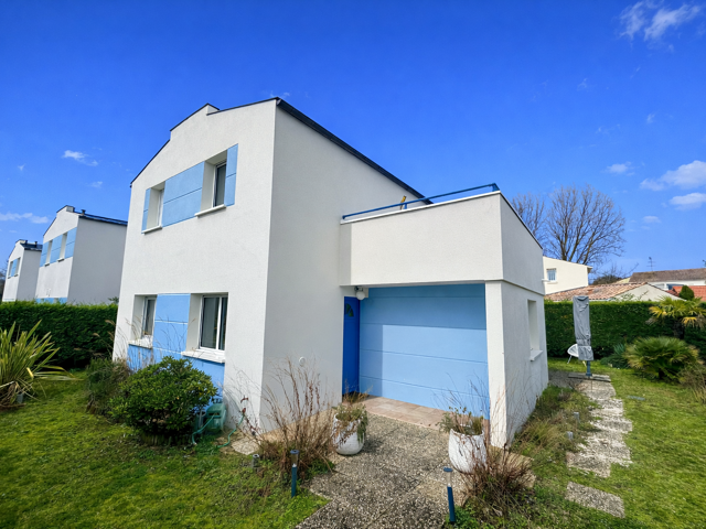 Maison contemporaine avec terrasses   Pontaillac, Royan au p — photo du bien