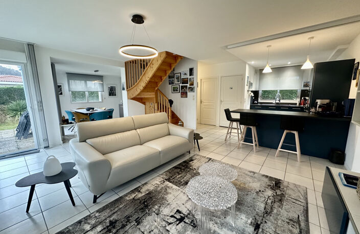 Maison contemporaine avec terrasses   Pontaillac, Royan au p — photo 4